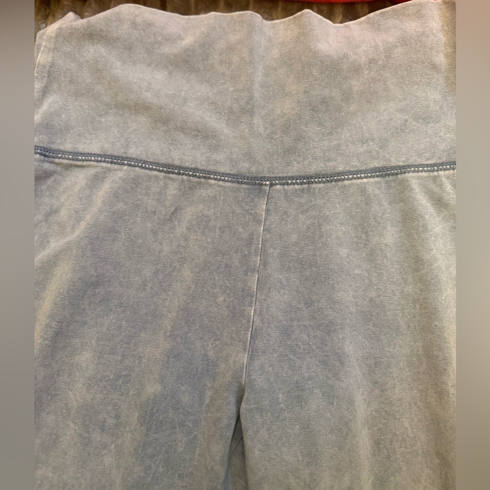 Aerie Mineral wash with lace side High rise leggings light bluish gray - Picture 3 of 11